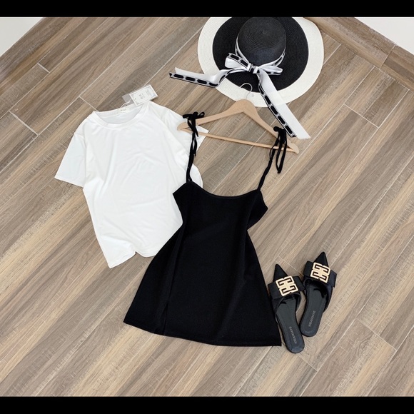 Dresses & Skirts - Dress 🔥NEW🔥